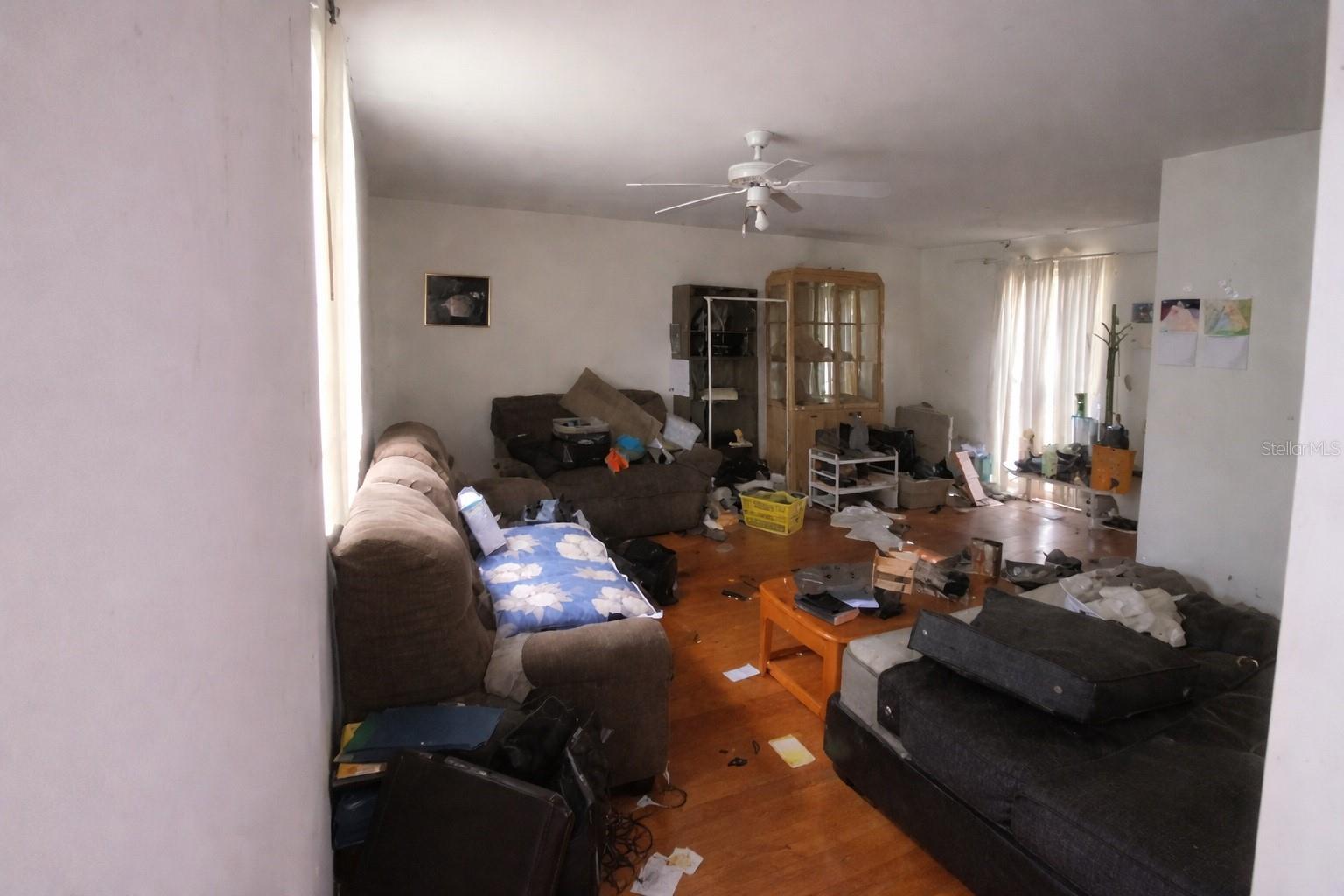 7393 Grand Ave Property Photo 4
