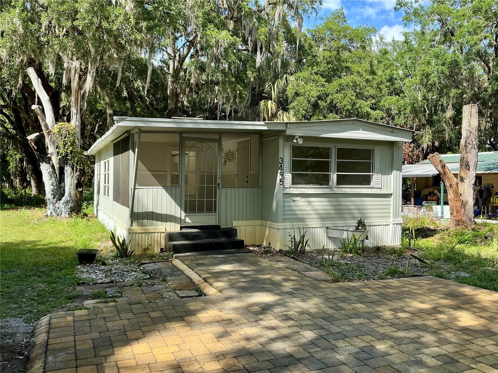 3495 Forest Dr Property Photo 2