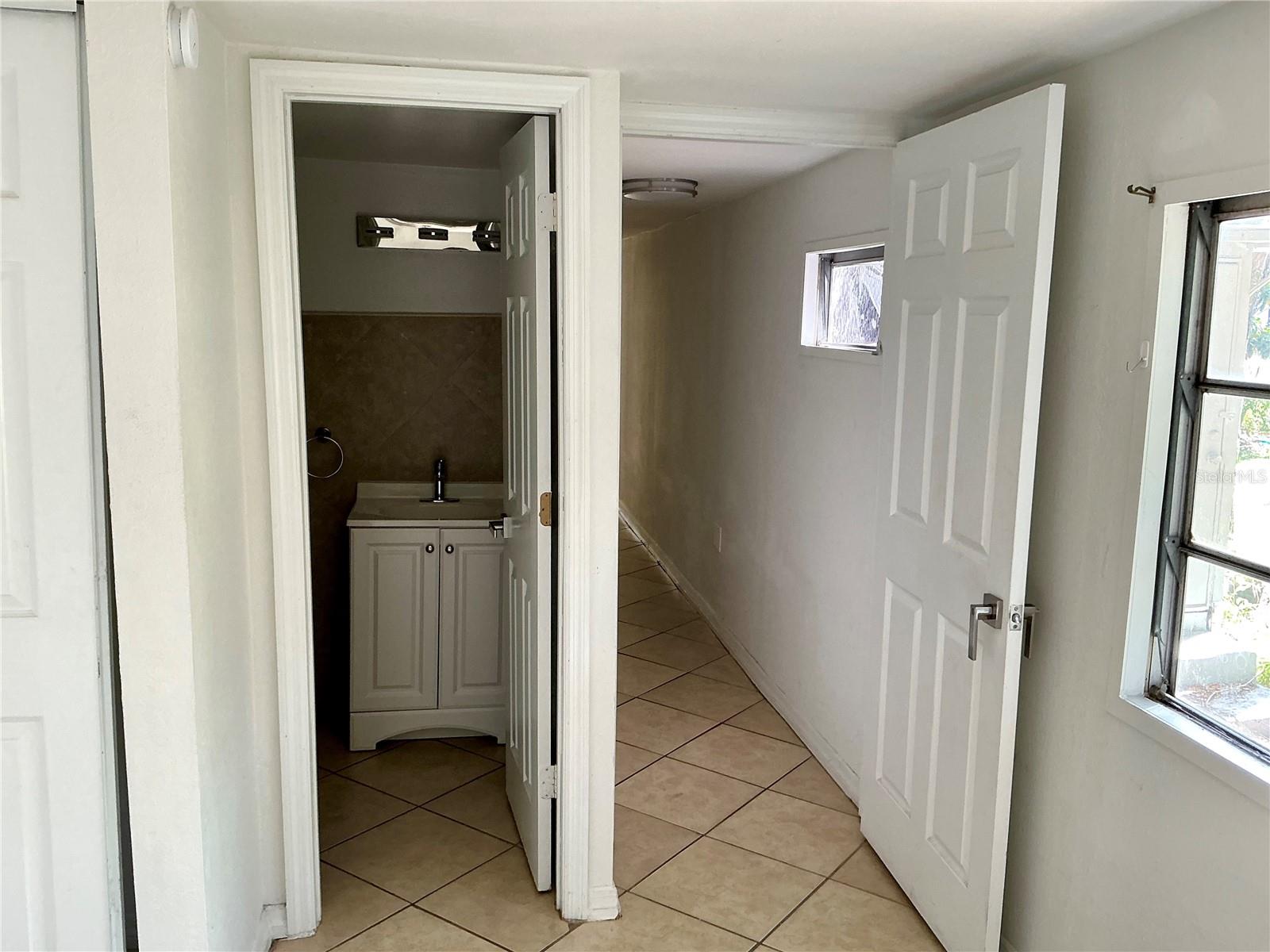 3495 Forest Dr Property Photo 4