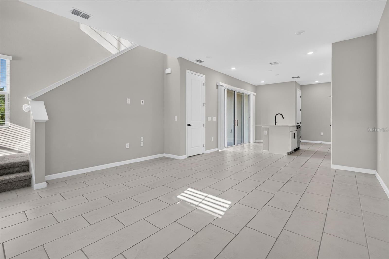 1528 Erin Breeze Ln Property Photo 11