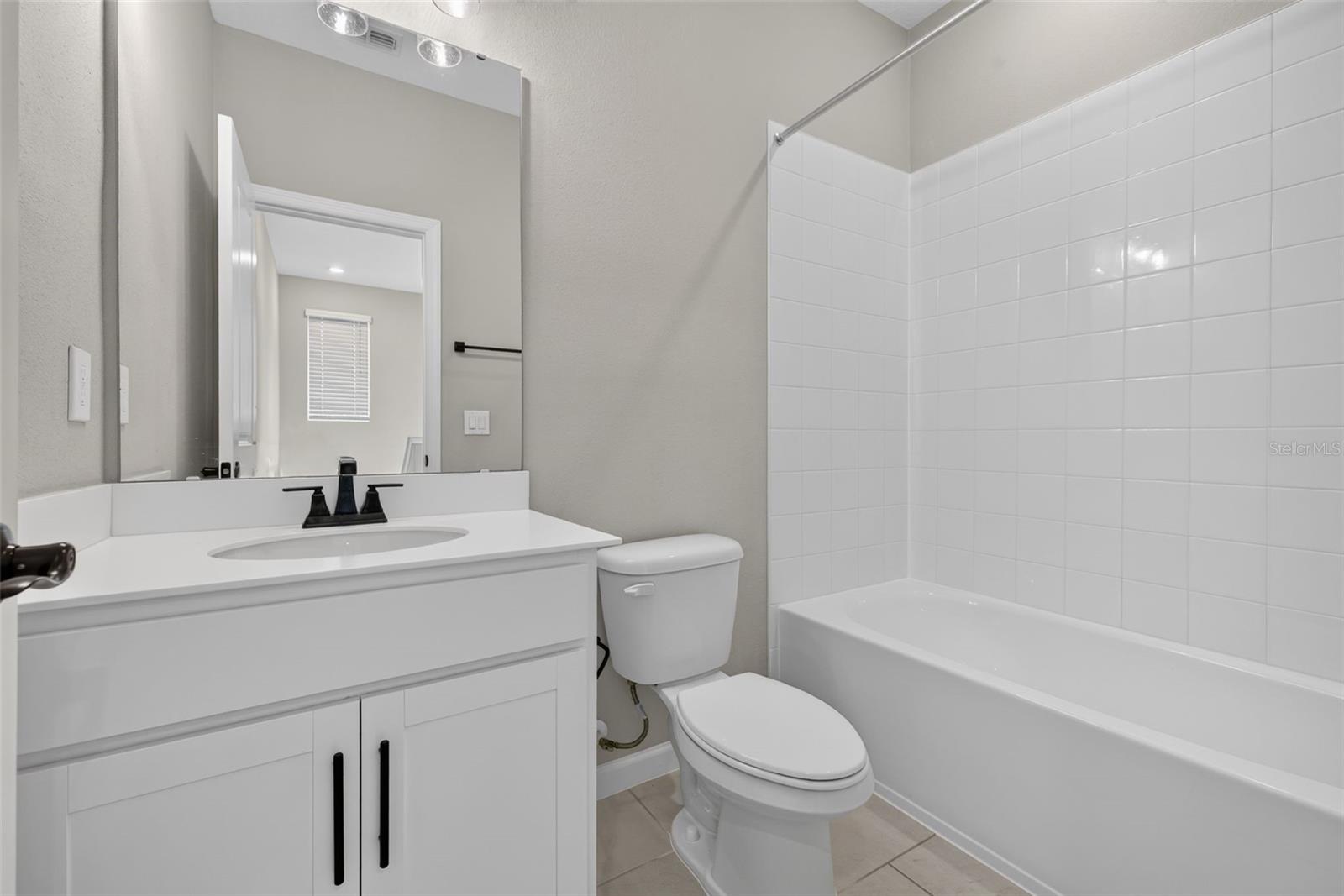 1528 Erin Breeze Ln Property Photo 24
