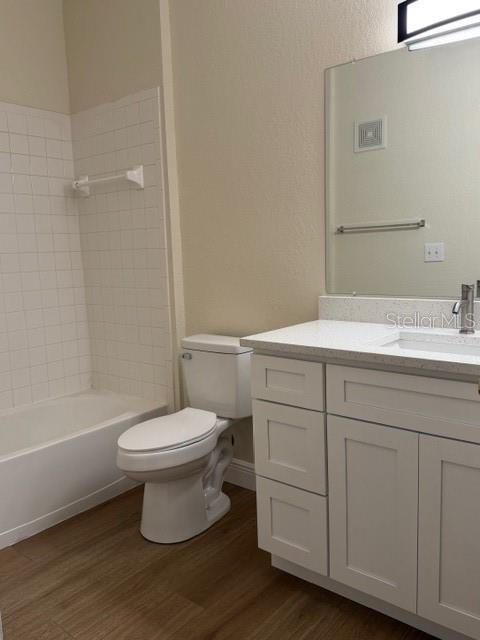 3707 Conroy Rd #1712 Property Photo 5