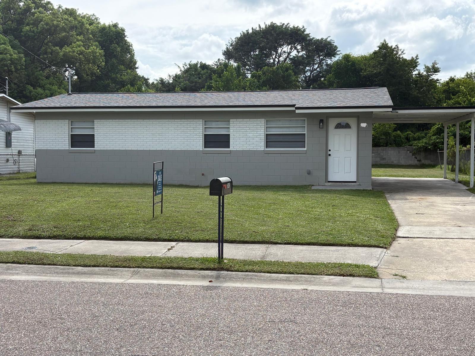 342 CAMPUS VIEW DR