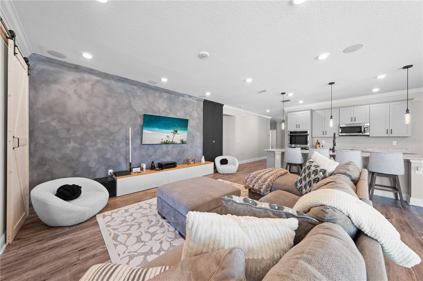 31041 Jazz Leaf Pl Property Photo 2