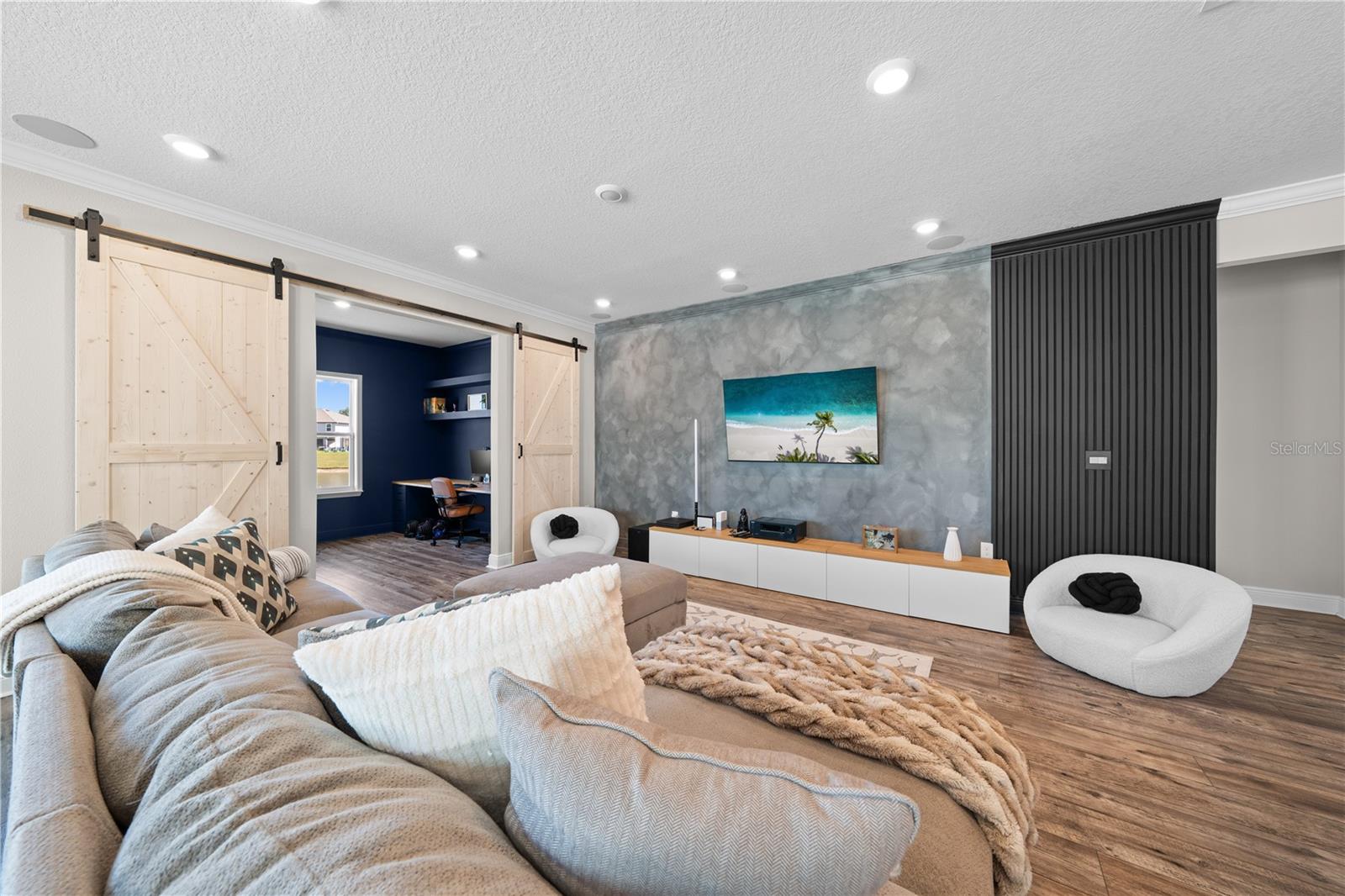31041 Jazz Leaf Pl Property Photo 3