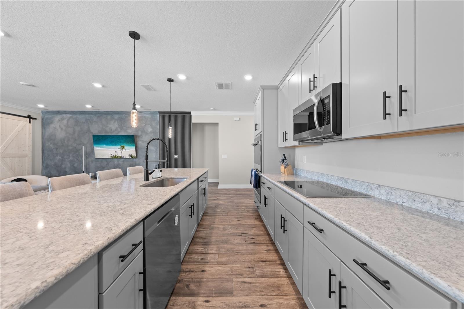 31041 Jazz Leaf Pl Property Photo 8