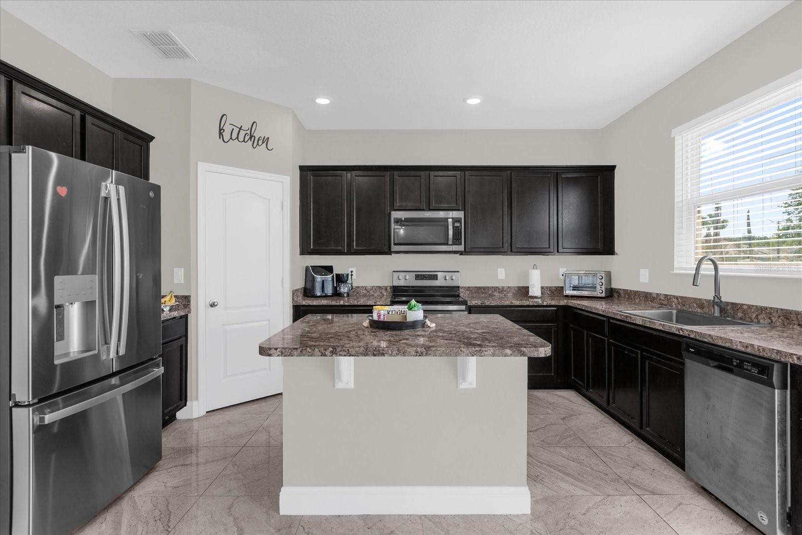 4566 Orchard Grove Rd Property Photo 10