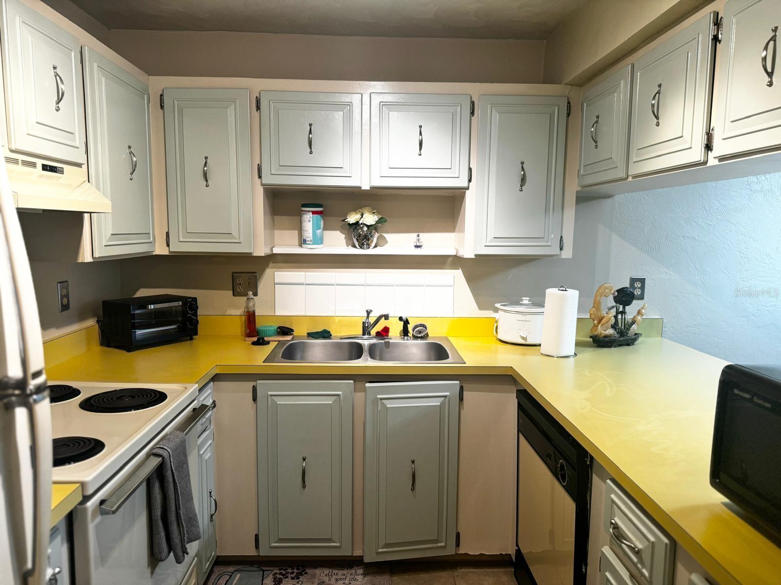 1415 Ocean Shore Blvd #b060 Property Photo 7