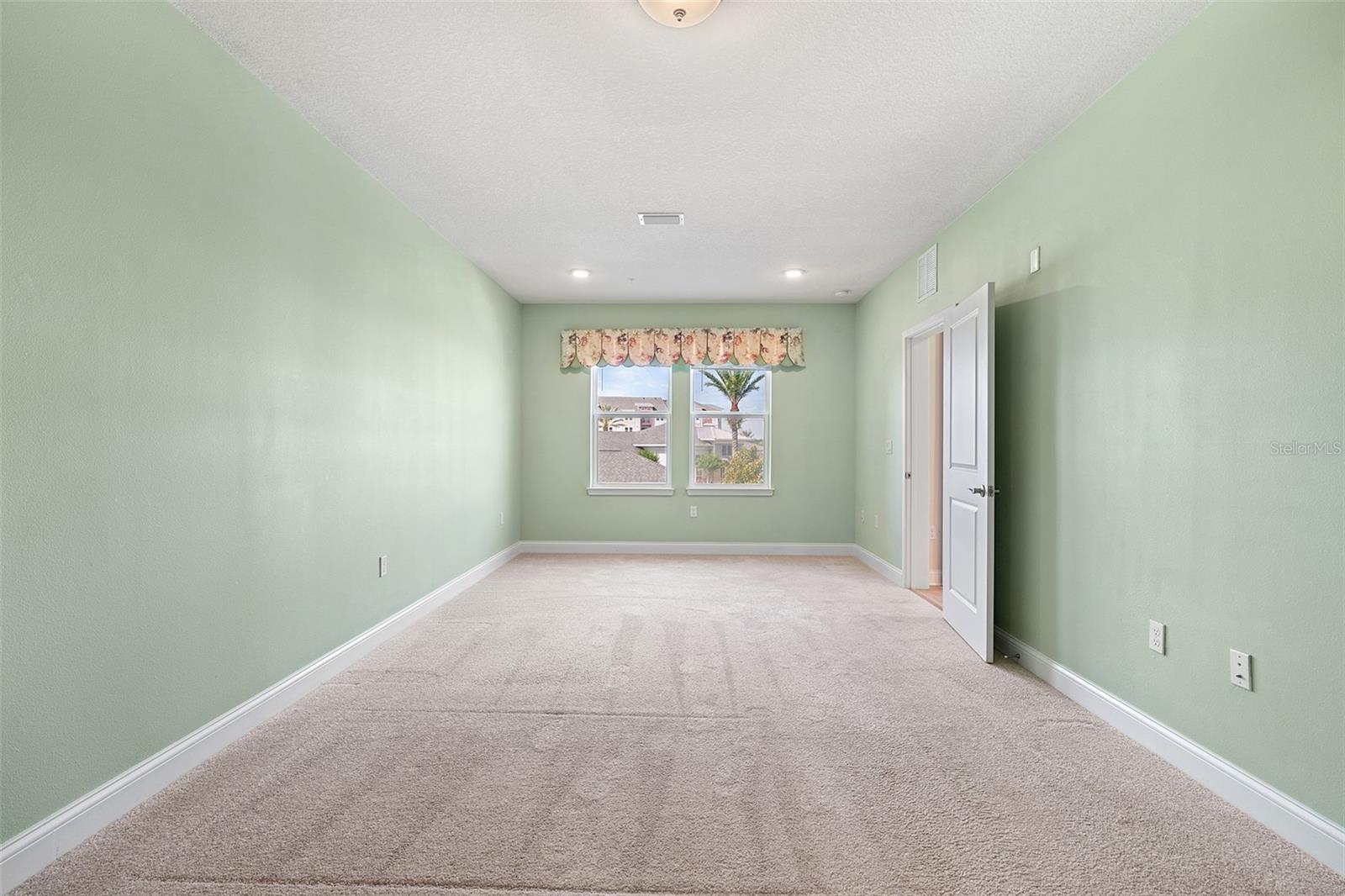 7505 Laureate Blvd #2208 Property Photo 22
