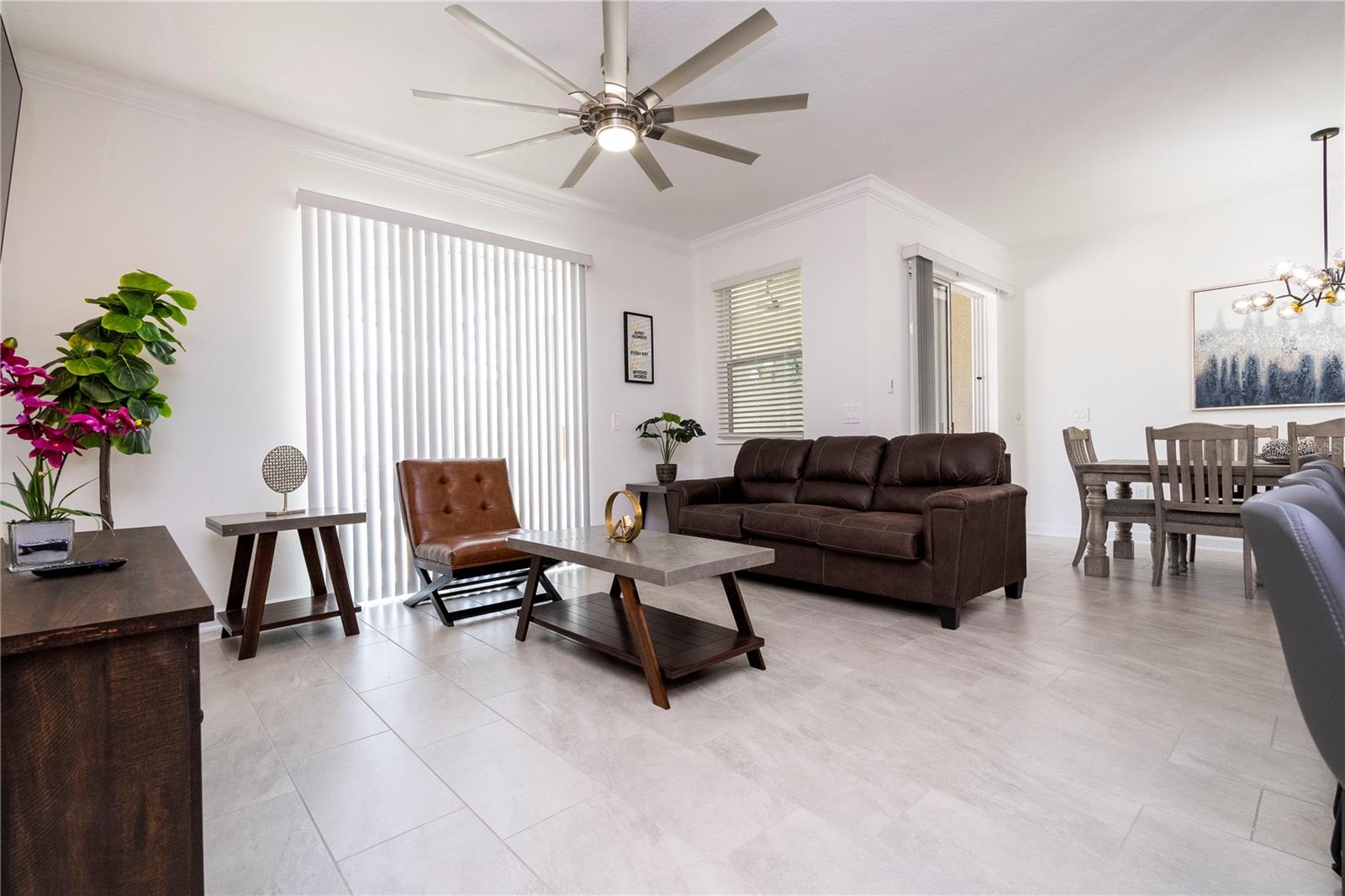4399 Scene Ln Property Photo 18