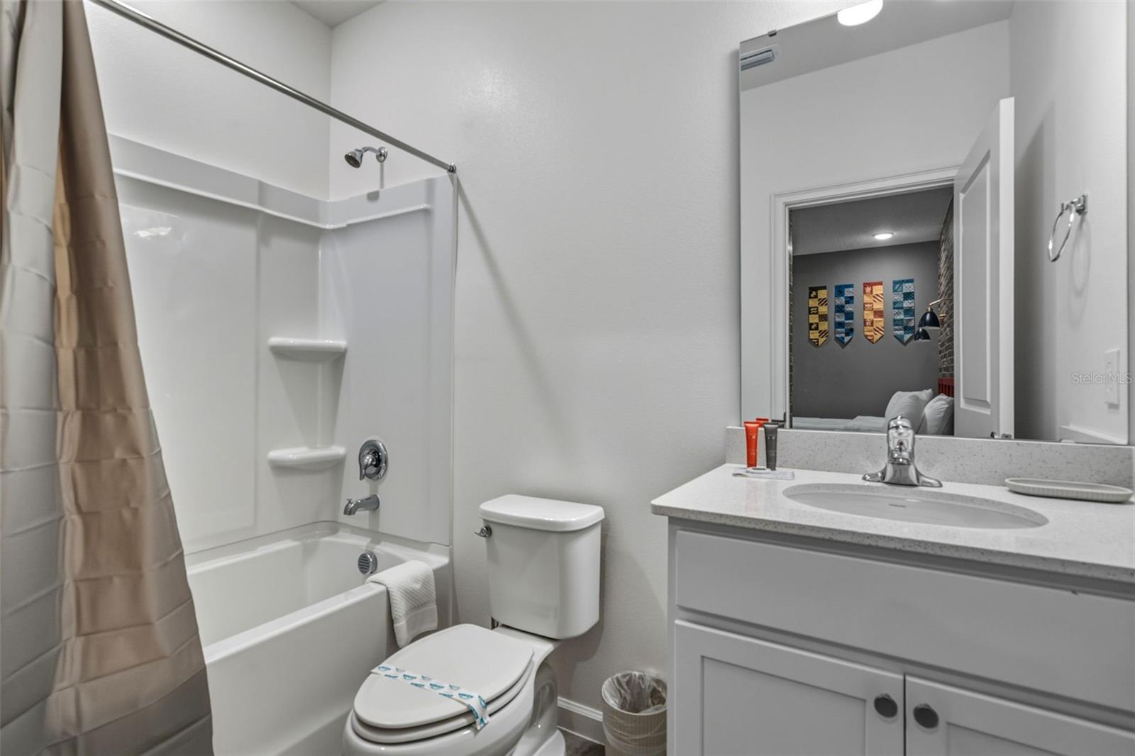 10454 Ebb Tide Ln Property Photo 30