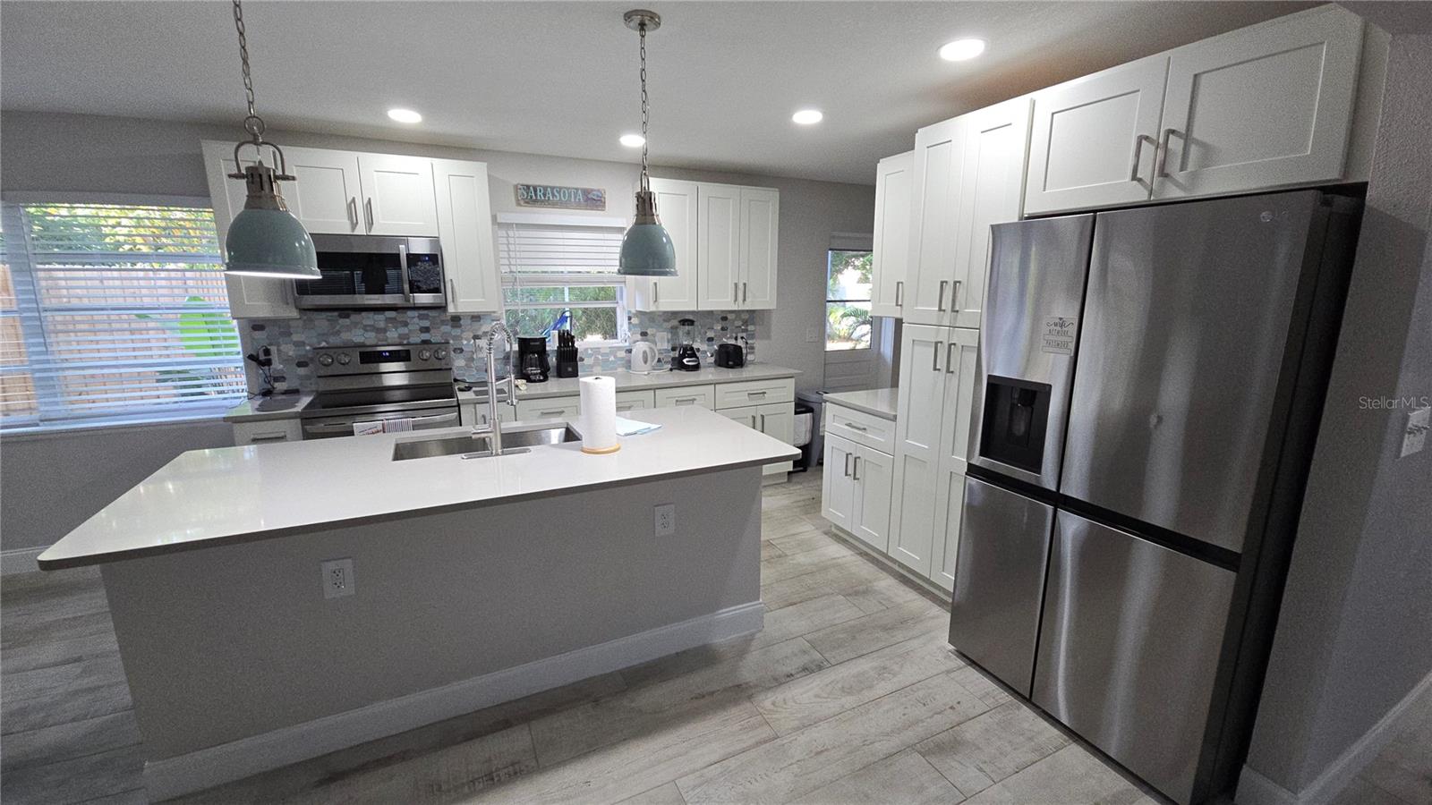 2107 Pine Ter Property Photo 8