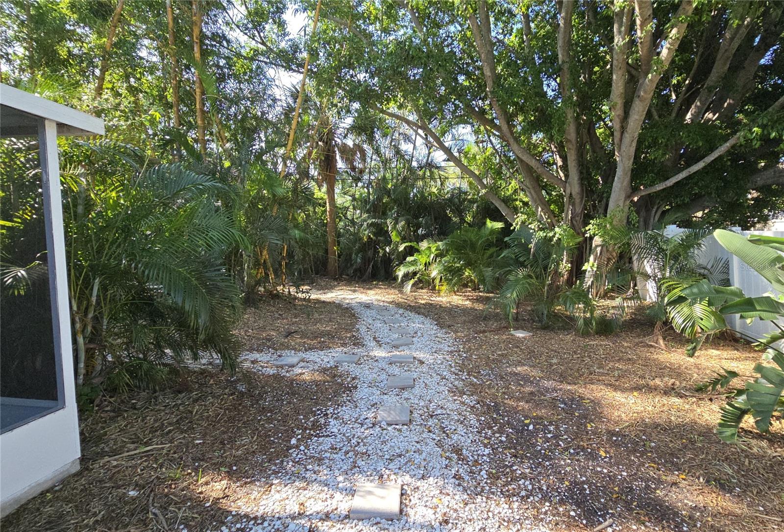 2107 Pine Ter Property Photo 25