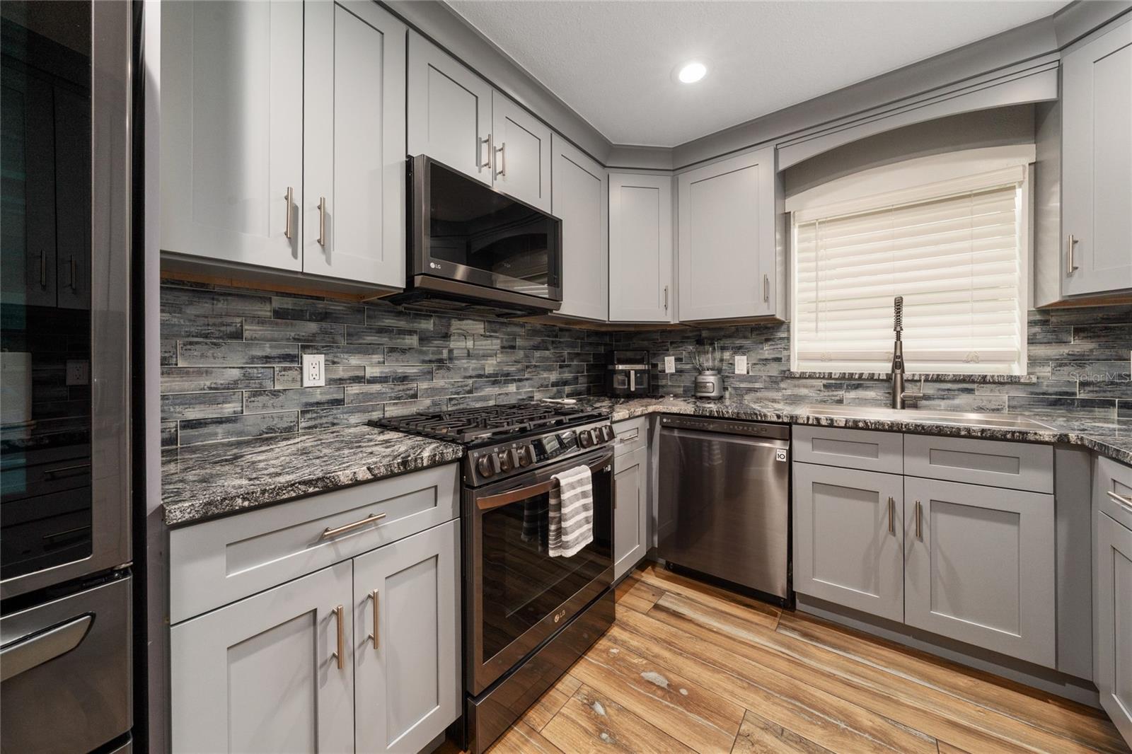 4980 Warrior Ln Property Photo 11