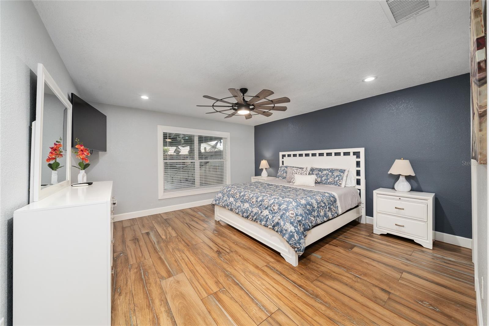 4980 Warrior Ln Property Photo 14