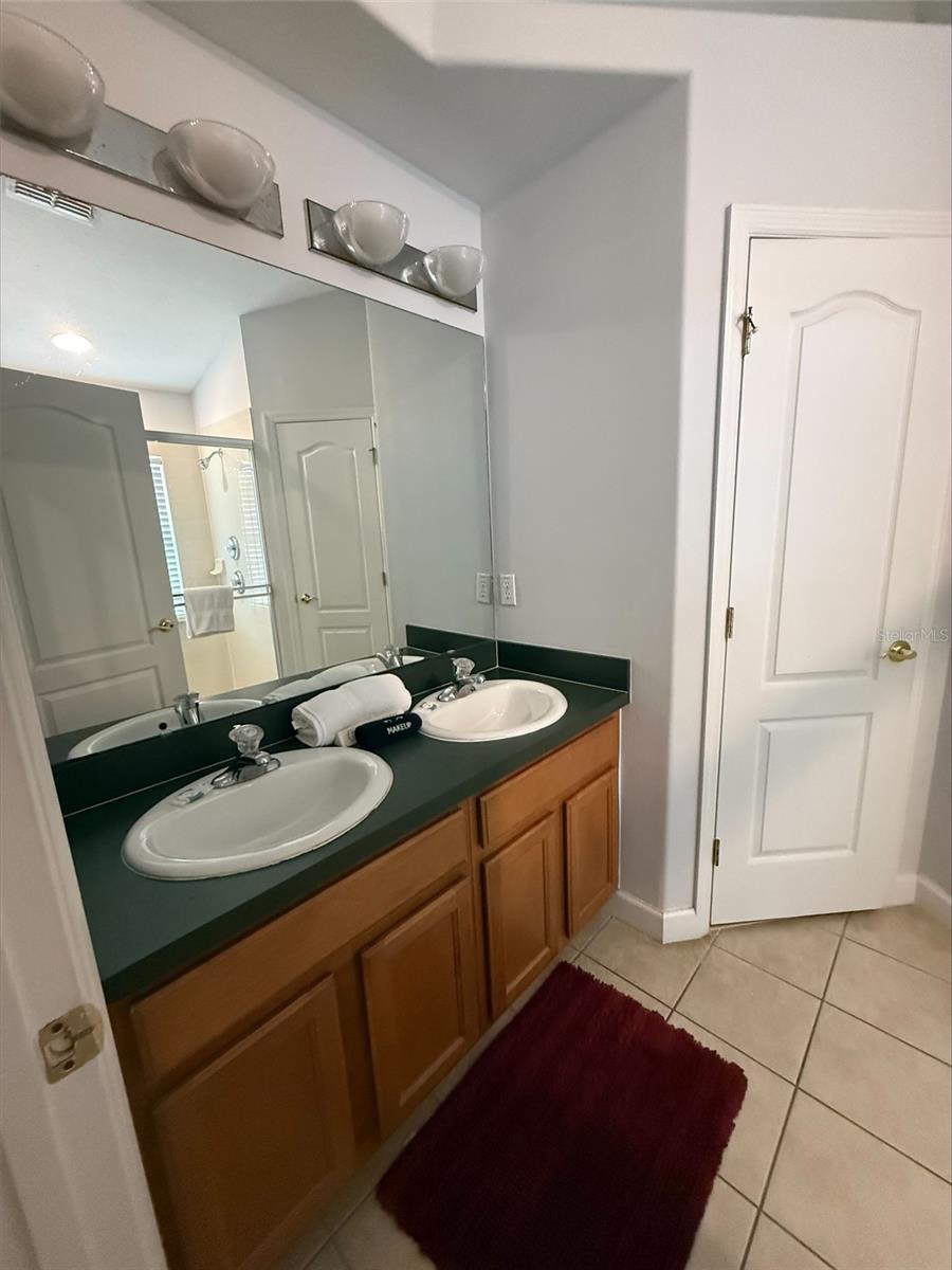 742 Old Bridge Cir Property Photo 11