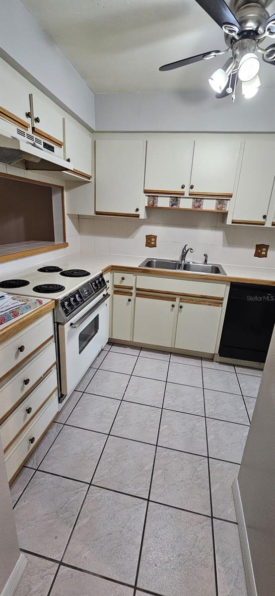 2227 Margarita Ct #2227 Property Photo 12