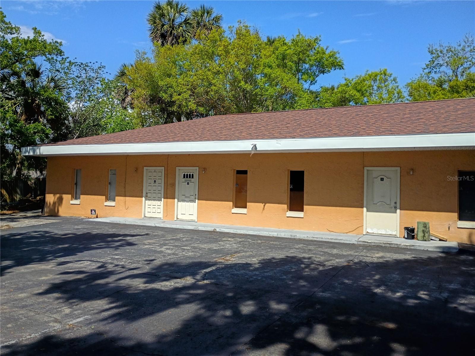 5110 S Ridgewood Ave Property Photo 10