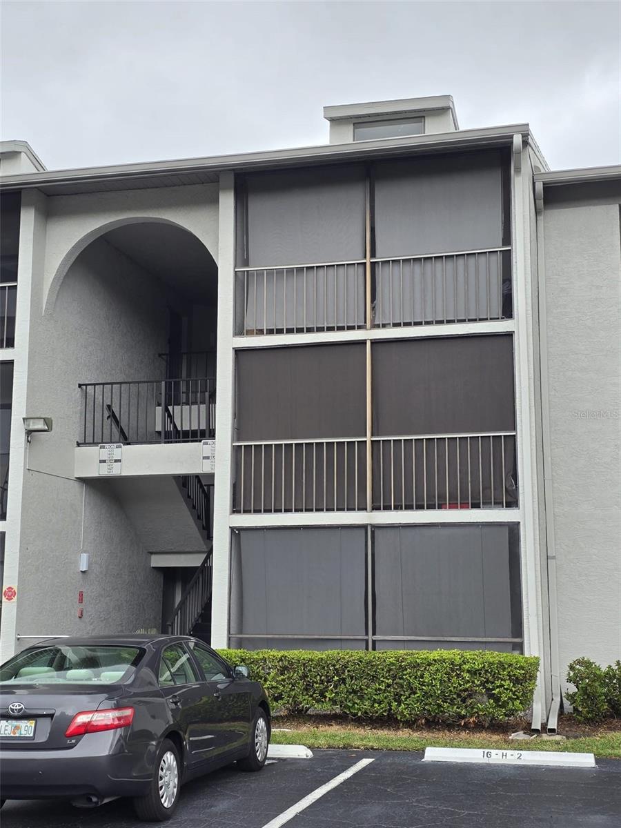 1624 S Pine Ridge #d2 Property Photo 1