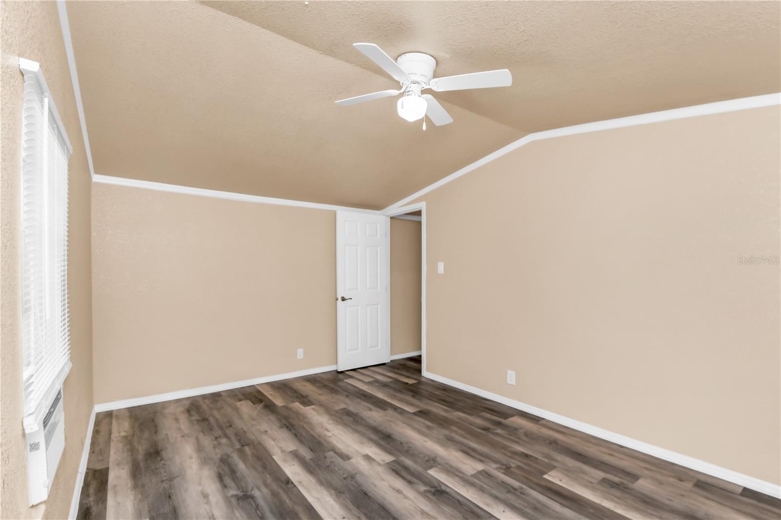 7457 Ne Highway 349 Property Photo 18