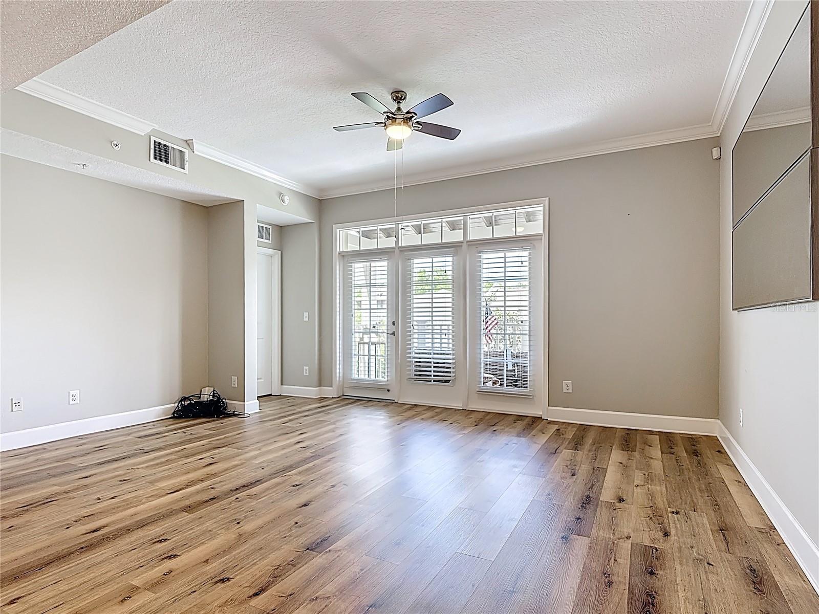 1231 Wright Cir #308 Property Photo 15