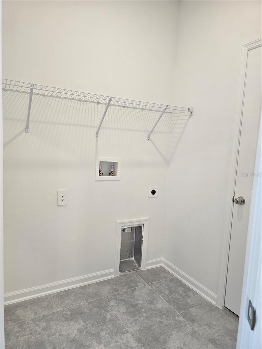 1767 Foreman Rd Property Photo 5