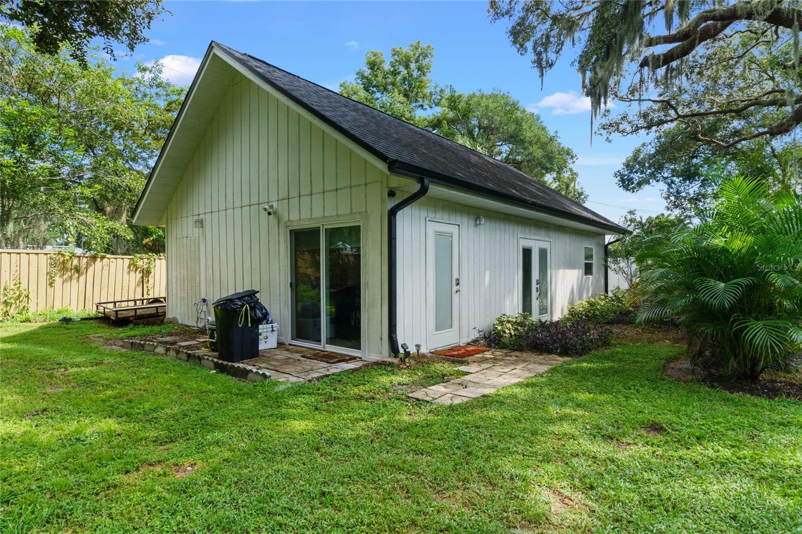 715 Magnolia St Property Photo 35