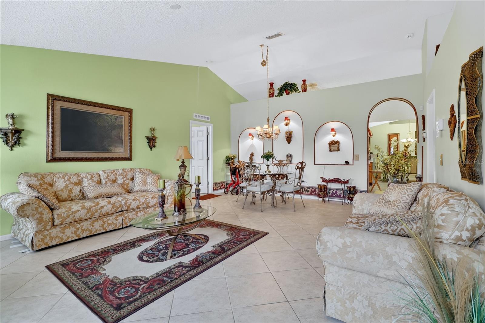 1912 Lakeview Pl Property Photo 6