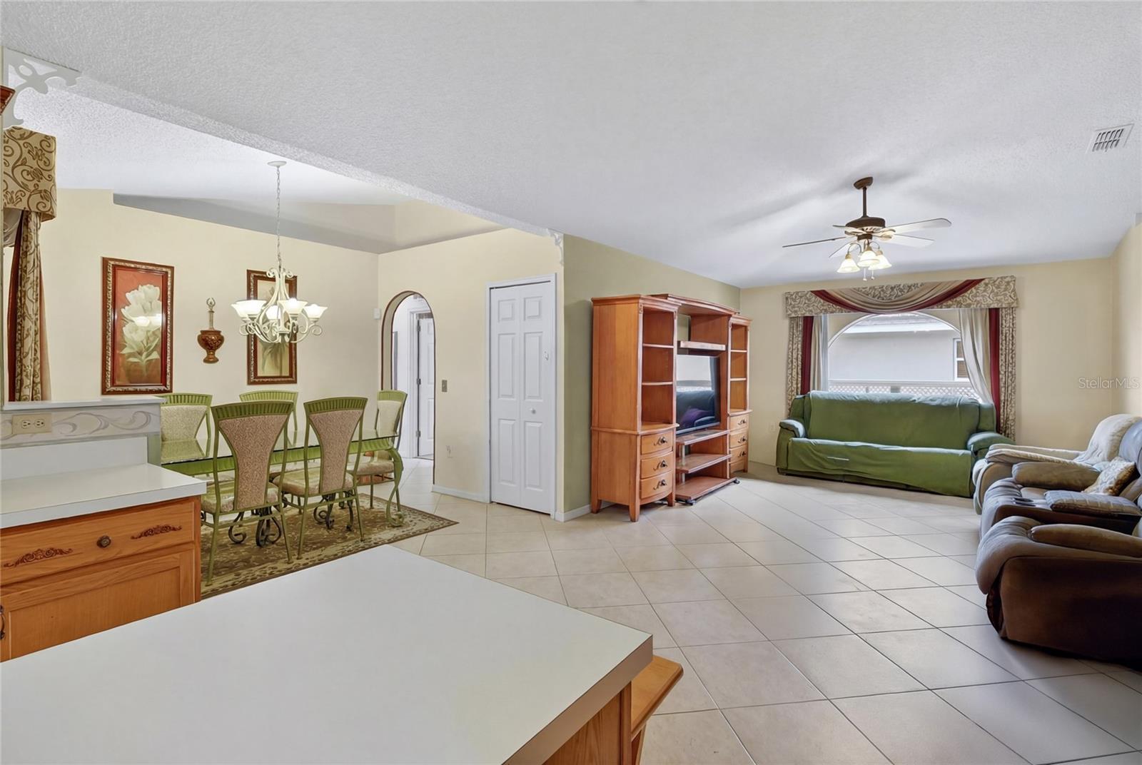1912 Lakeview Pl Property Photo 21