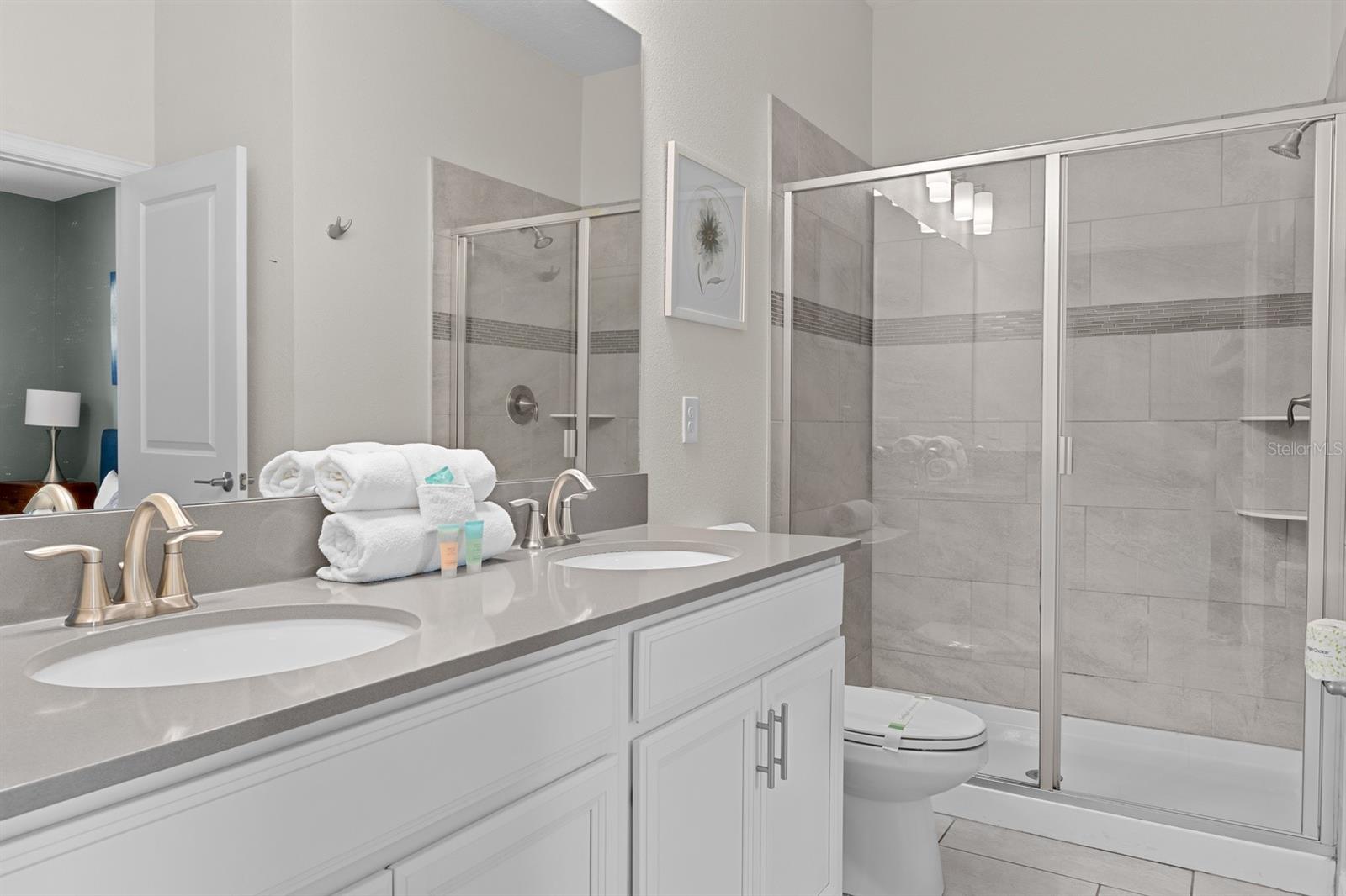 8876 Cabot Cliffs Dr Property Photo 27