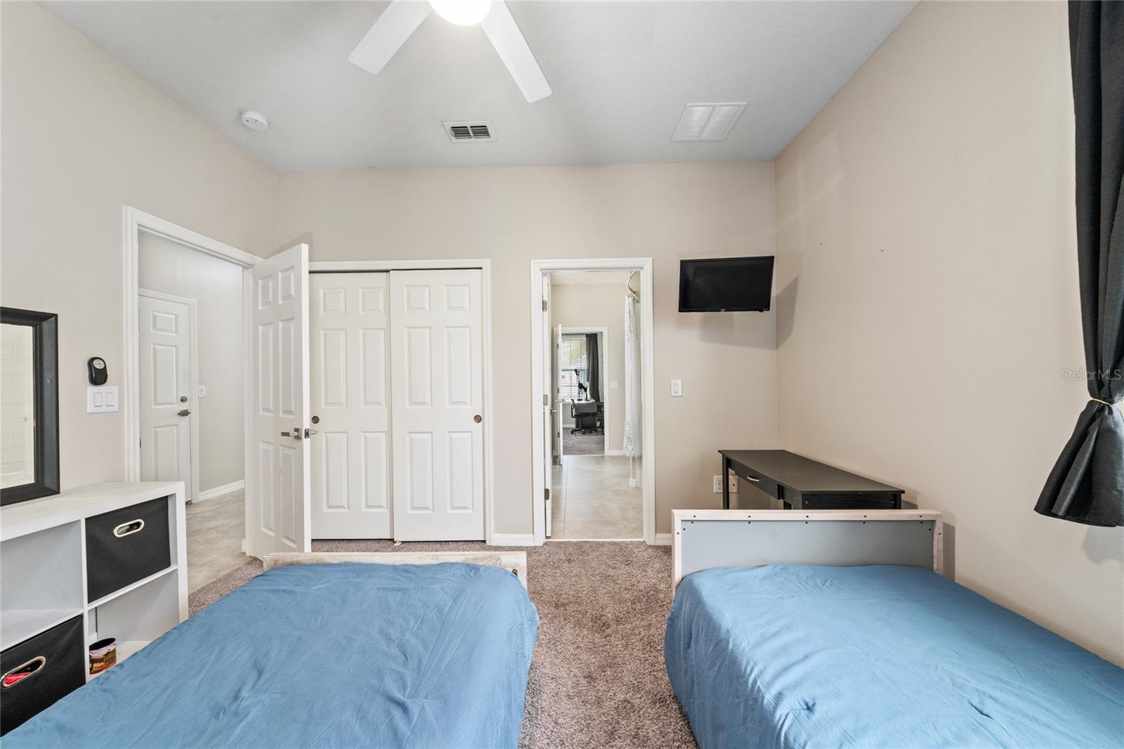 2891 Avian Loop Property Photo 10
