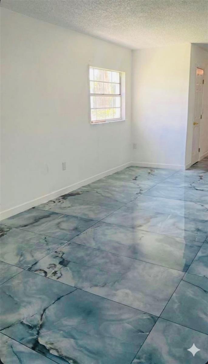 S5147773 Property Photo 24