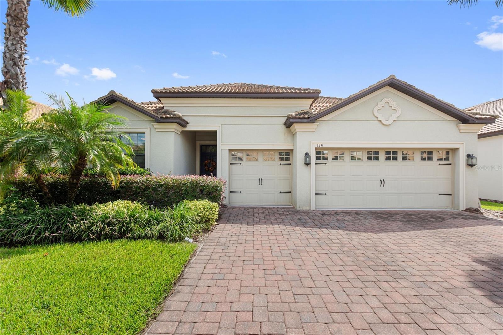 1311 GLENEAGLES LN Property Photo 1