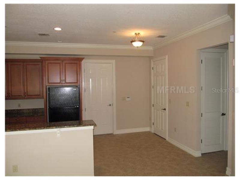 619 Front St #3104 Property Photo 5