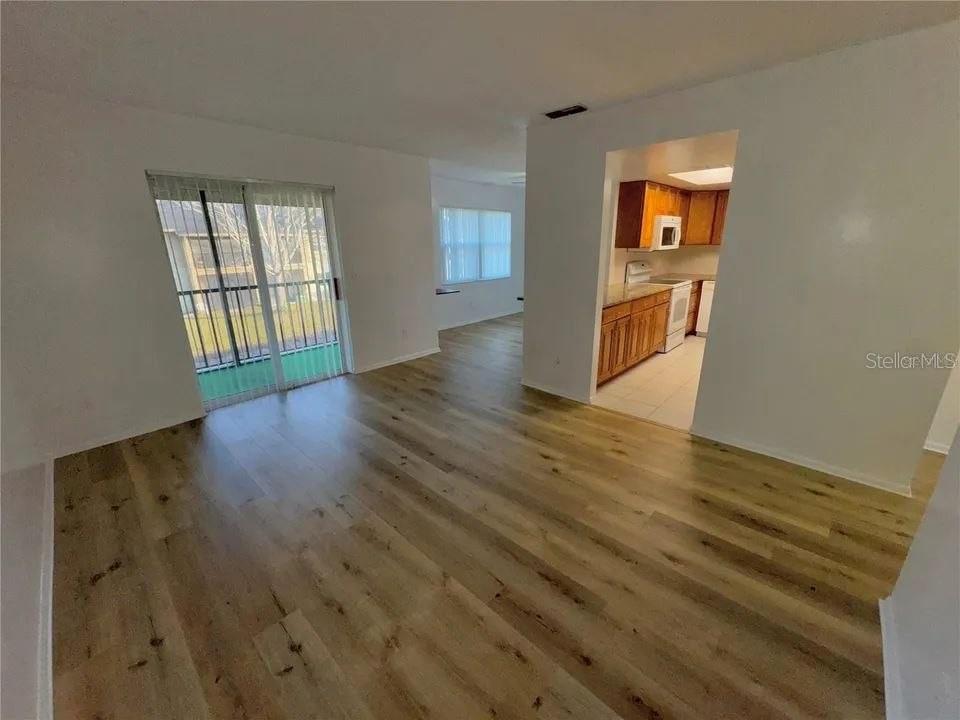 9909 Sweepstakes Ln #4 Property Photo 7