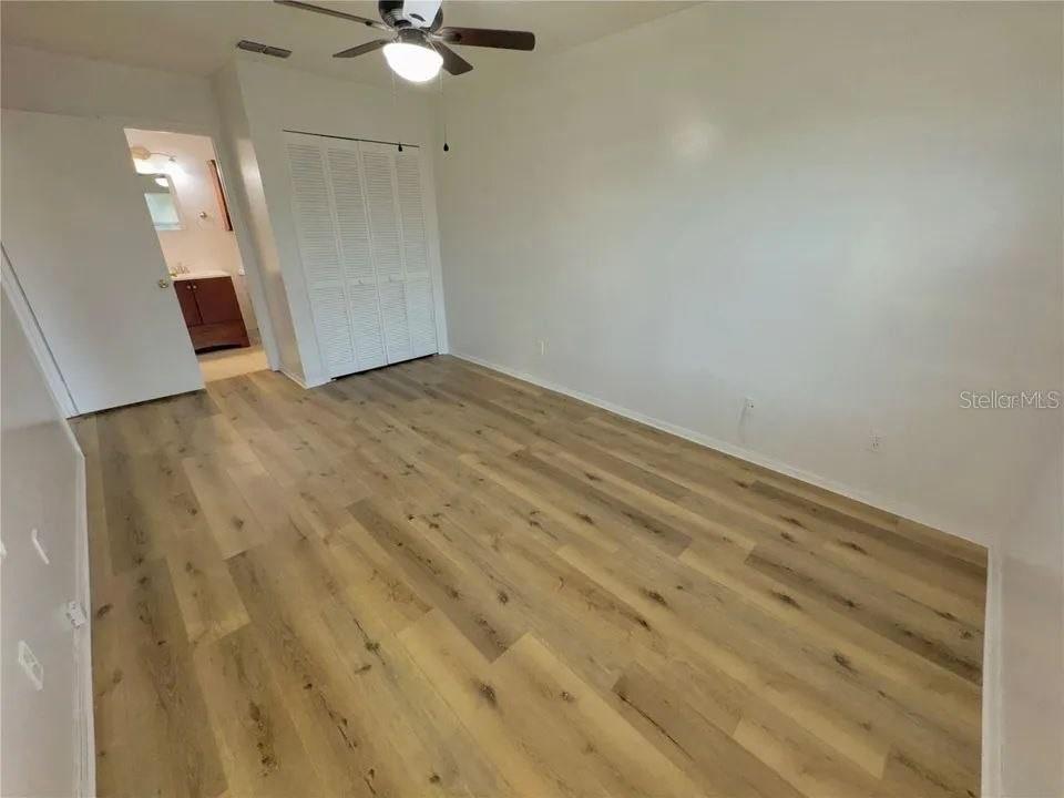 9909 Sweepstakes Ln #4 Property Photo 10
