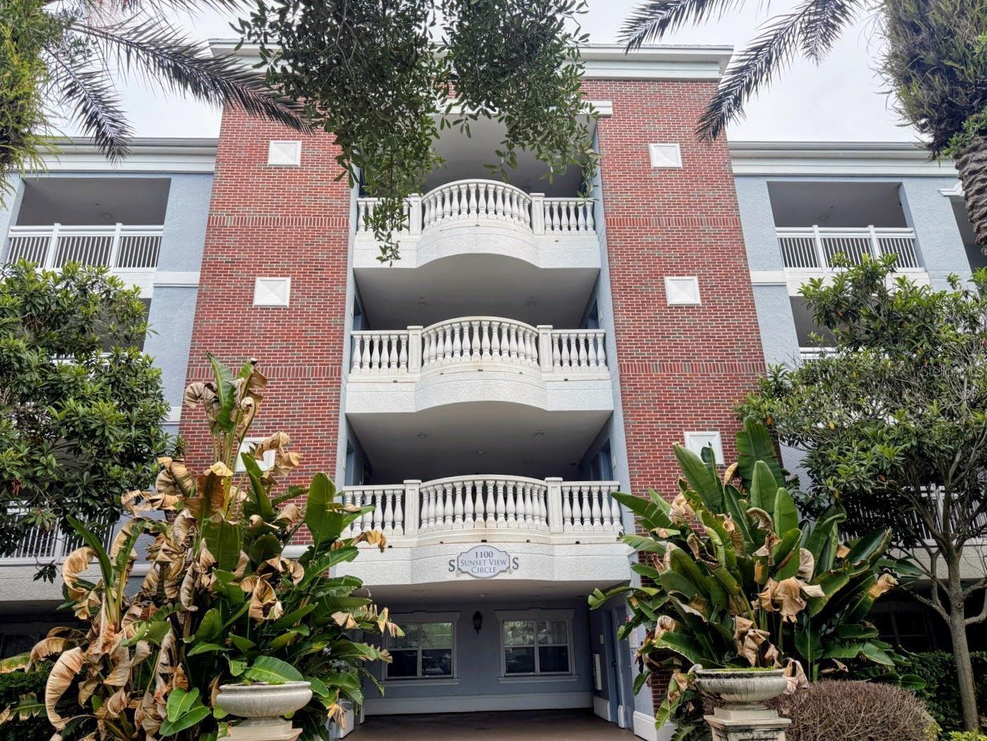 1100 SUNSET VIEW CIR S #304 Property Photo 1