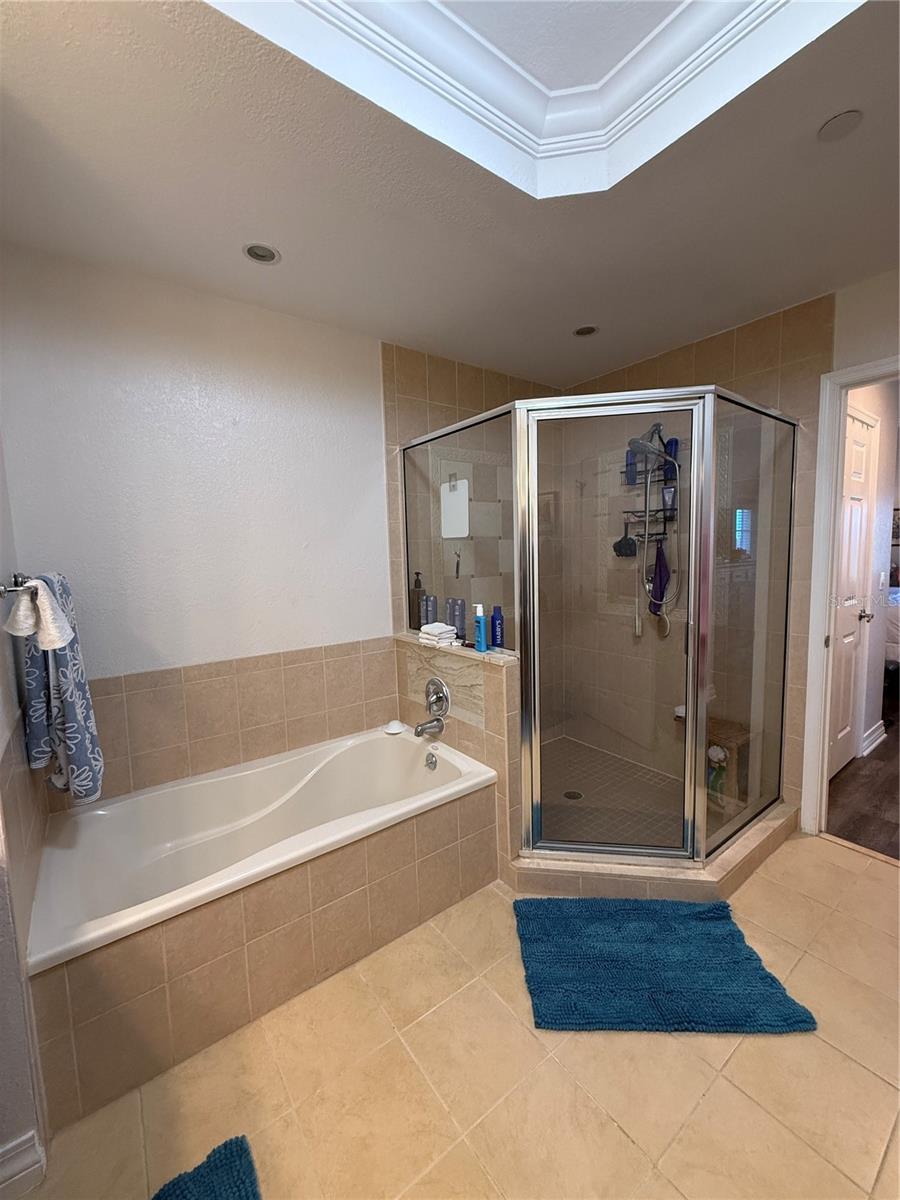 1100 Sunset View Cir S #304 Property Photo 16