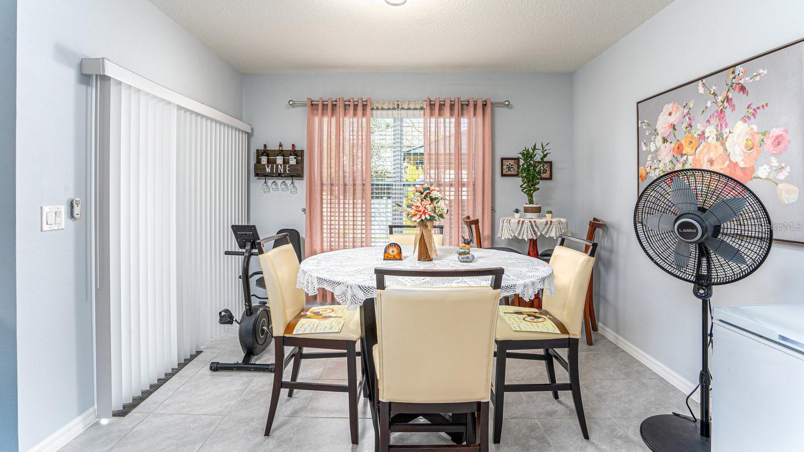 1610 Spray Ter Property Photo 5