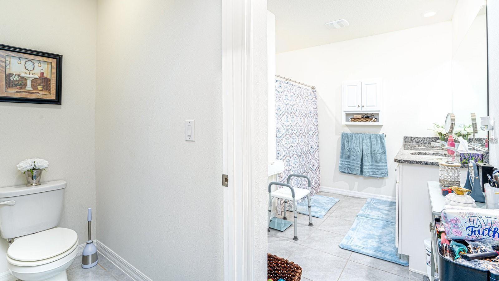 1610 Spray Ter Property Photo 8
