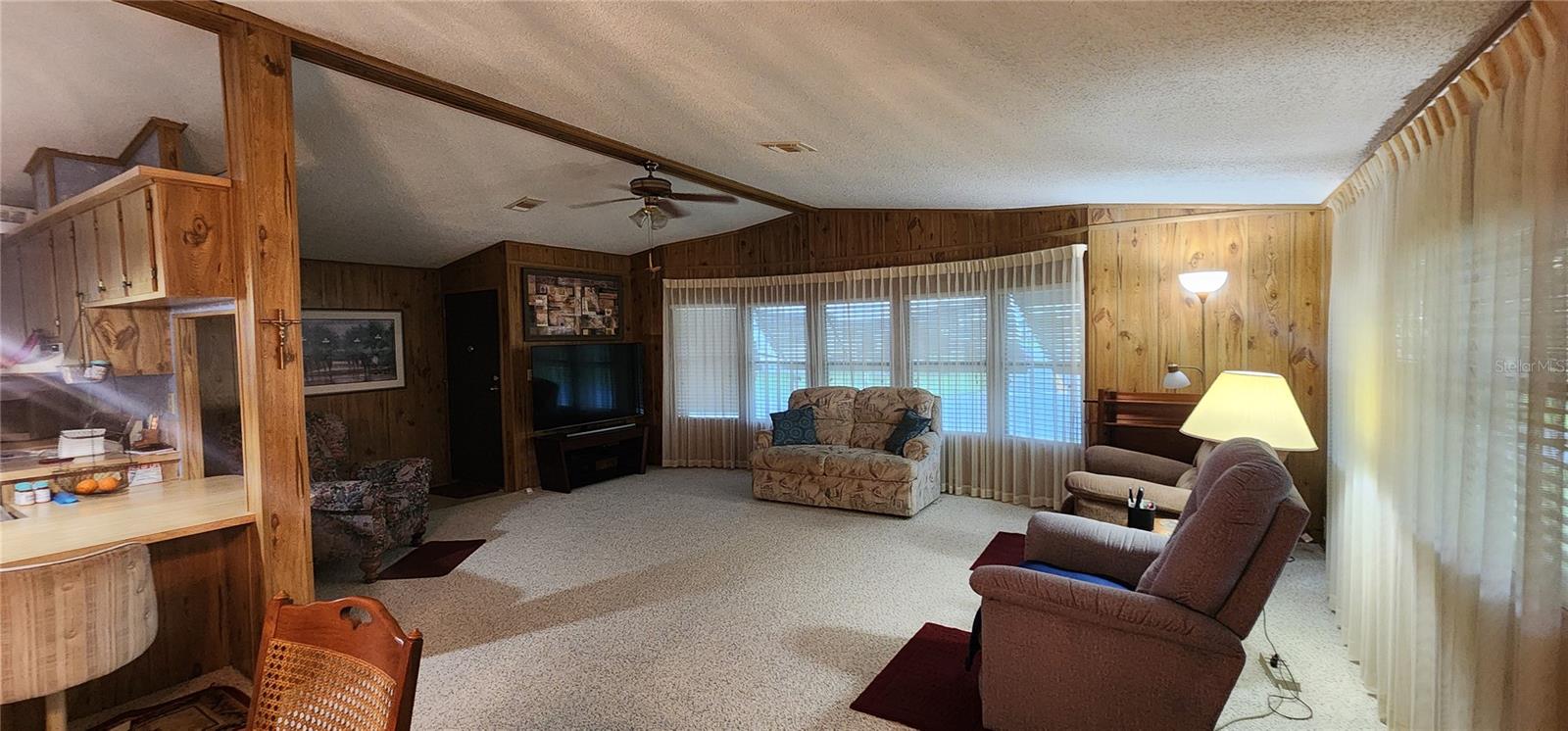 2604 Mcdaniel Dr Property Photo 6
