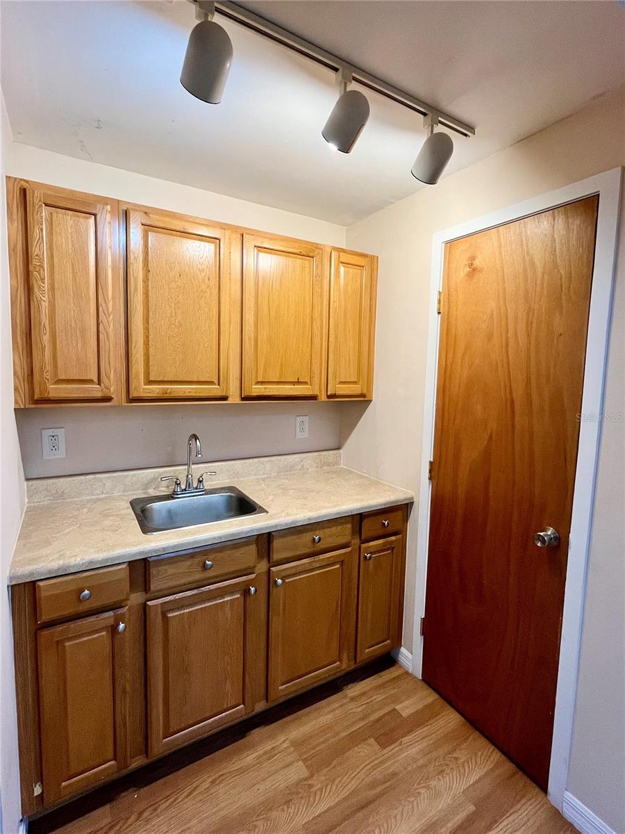 8751 Commodity Cir #4 Property Photo 29