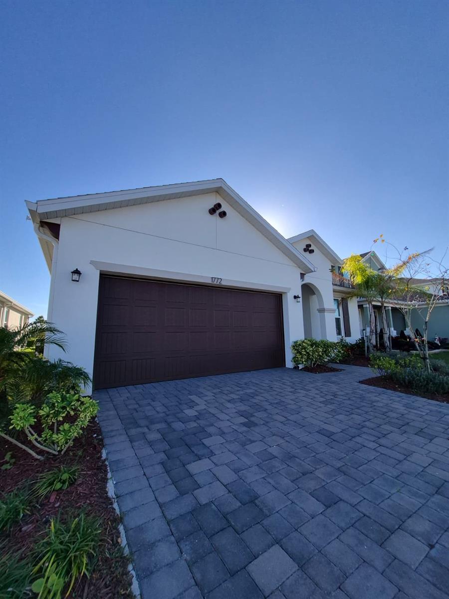 1772 Stamen Dr Property Photo 1