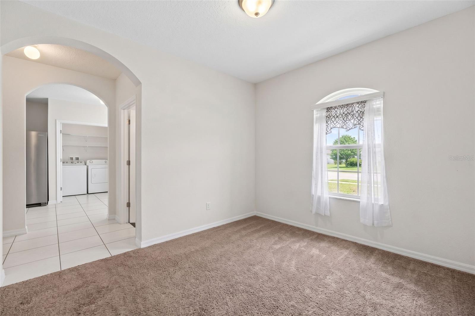 561 Lake Cummings Way Property Photo 11