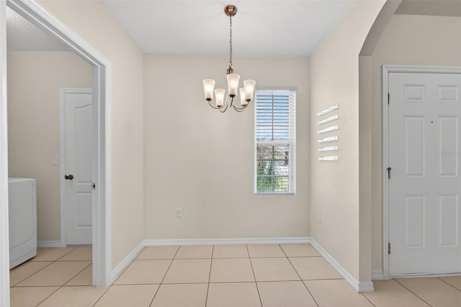 561 Lake Cummings Way Property Photo 13