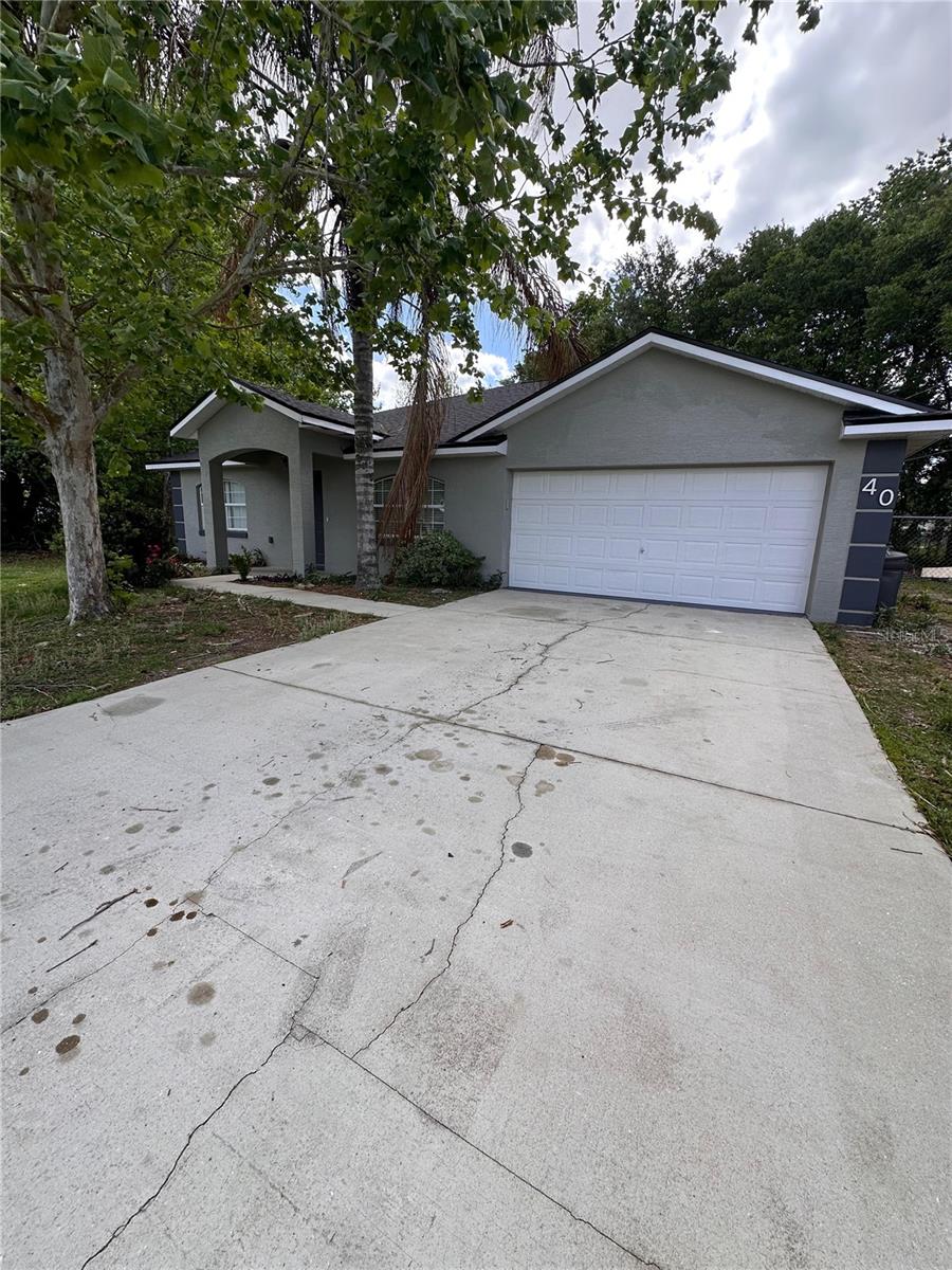 40 Willow Run Property Photo 2