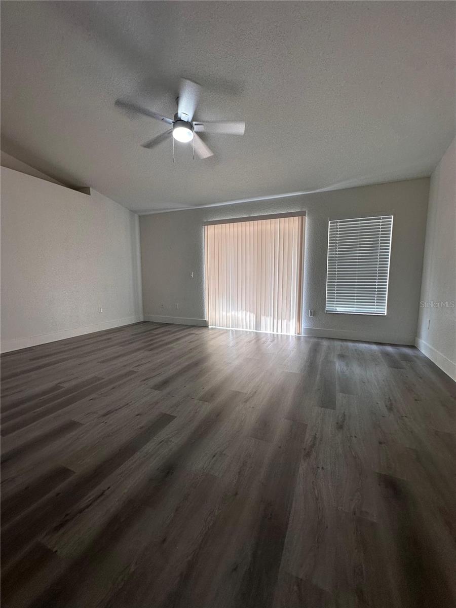 40 Willow Run Property Photo 18