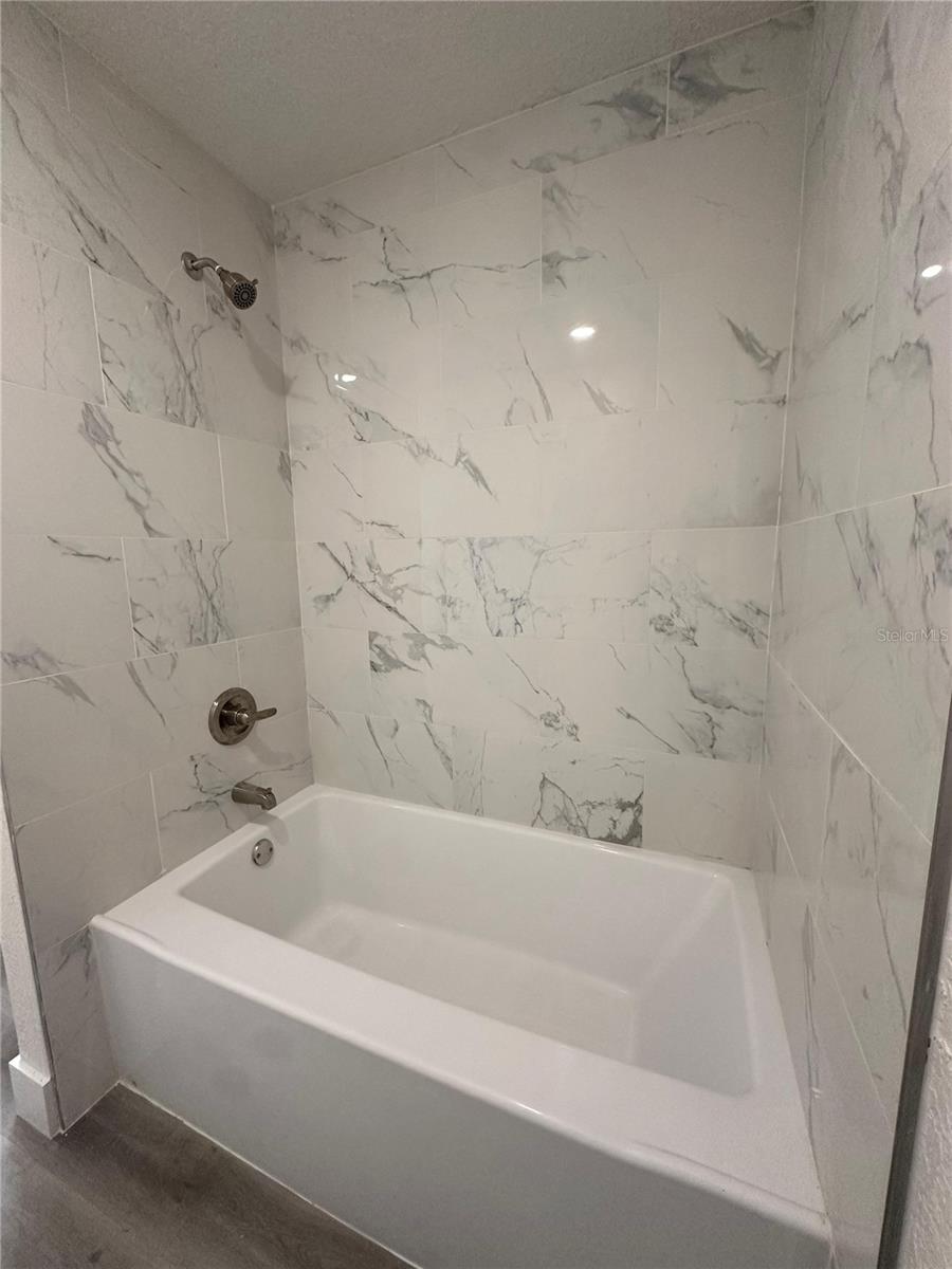 40 Willow Run Property Photo 24
