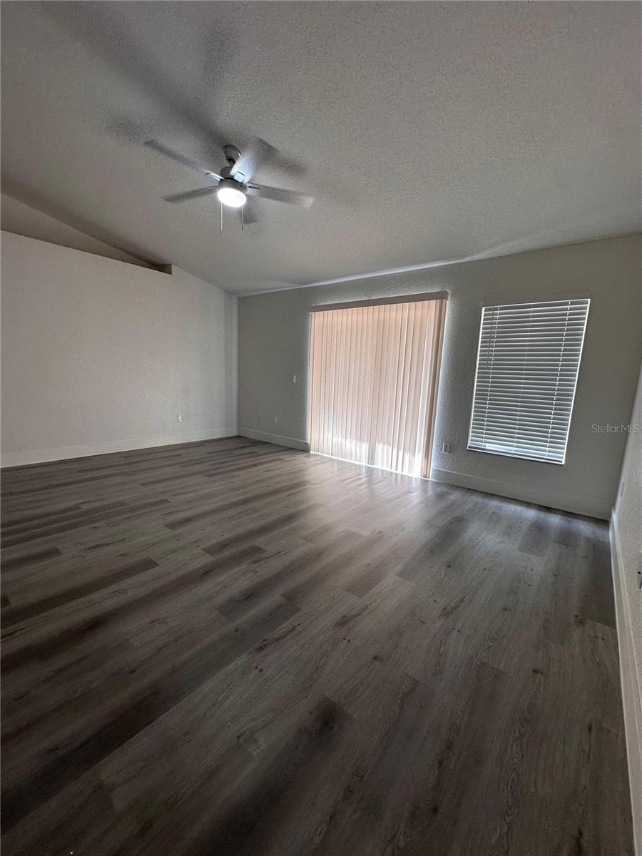 40 Willow Run Property Photo 32