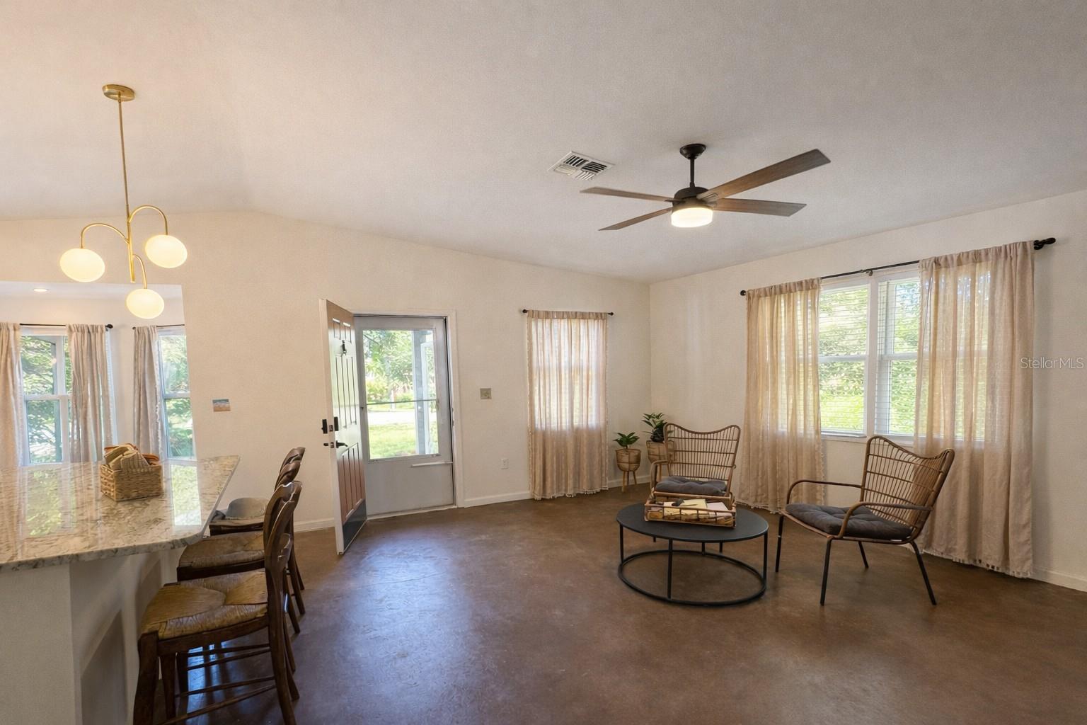 4100 N Eagle Nest Pt Property Photo 6